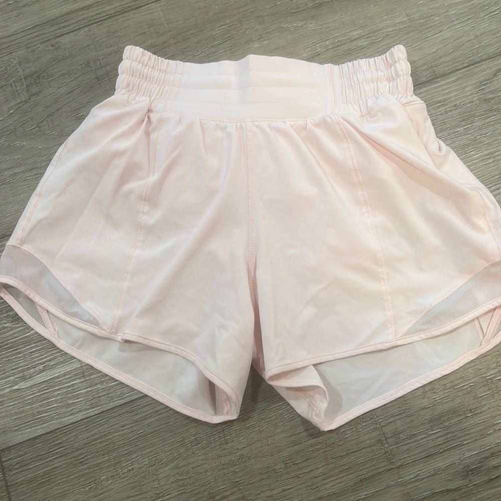 Hotty Hot High-Rise Lined Short 4”